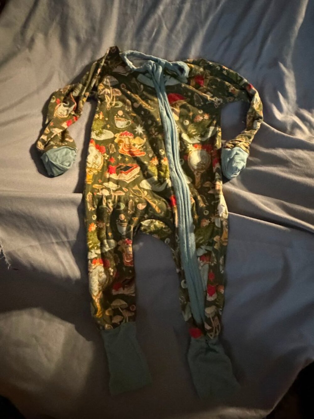 Wren Ivy Co Frog Mushroom Bamboo Zippy Sleeper 9-12M Cottagecore